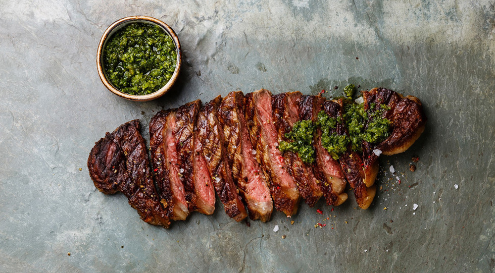 /uploads/components/newsarticle/chimichurri-5bb54809cec90.jpg (3)