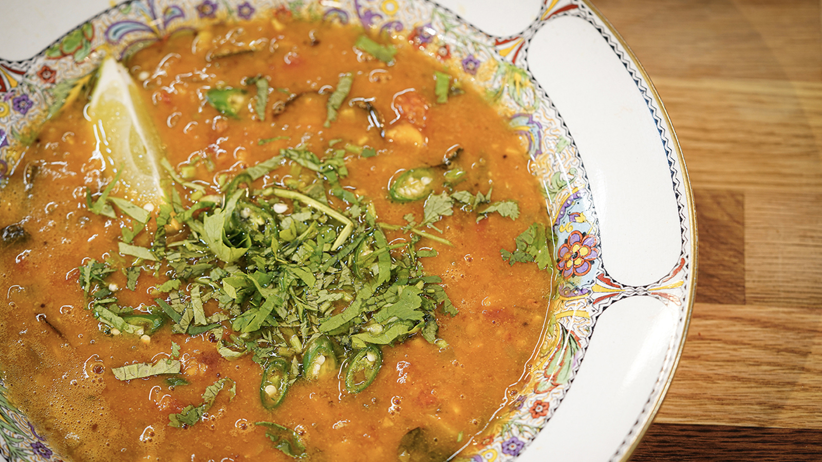 /uploads/components/newsarticle/PE_Around_the_World_in_80_Minutes_Indian_Dal_Ep1_Title_Art_16x9-620662c9c83a6.jpg (2)
