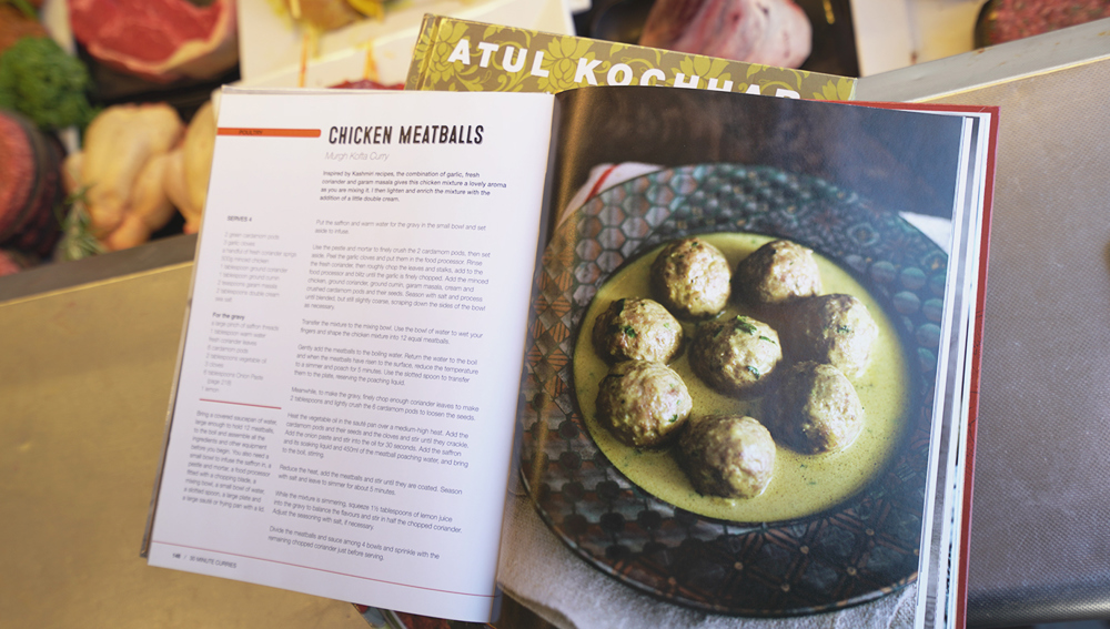 /uploads/components/newsarticle/chickenmeatballs-5ea95292d71ac.jpg (3)