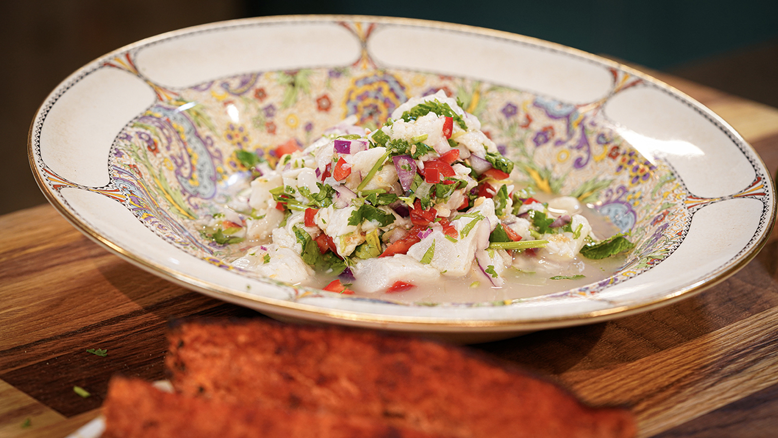 /uploads/components/newsarticle/PE_Around_the_World_in_80_Minutes_Peruvian_Ceviche_Ep6_Title_Art_16x9-62066662d483e.jpg (2)